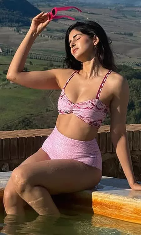 Sakshi Malik: Radiating Confidence in a Bikini