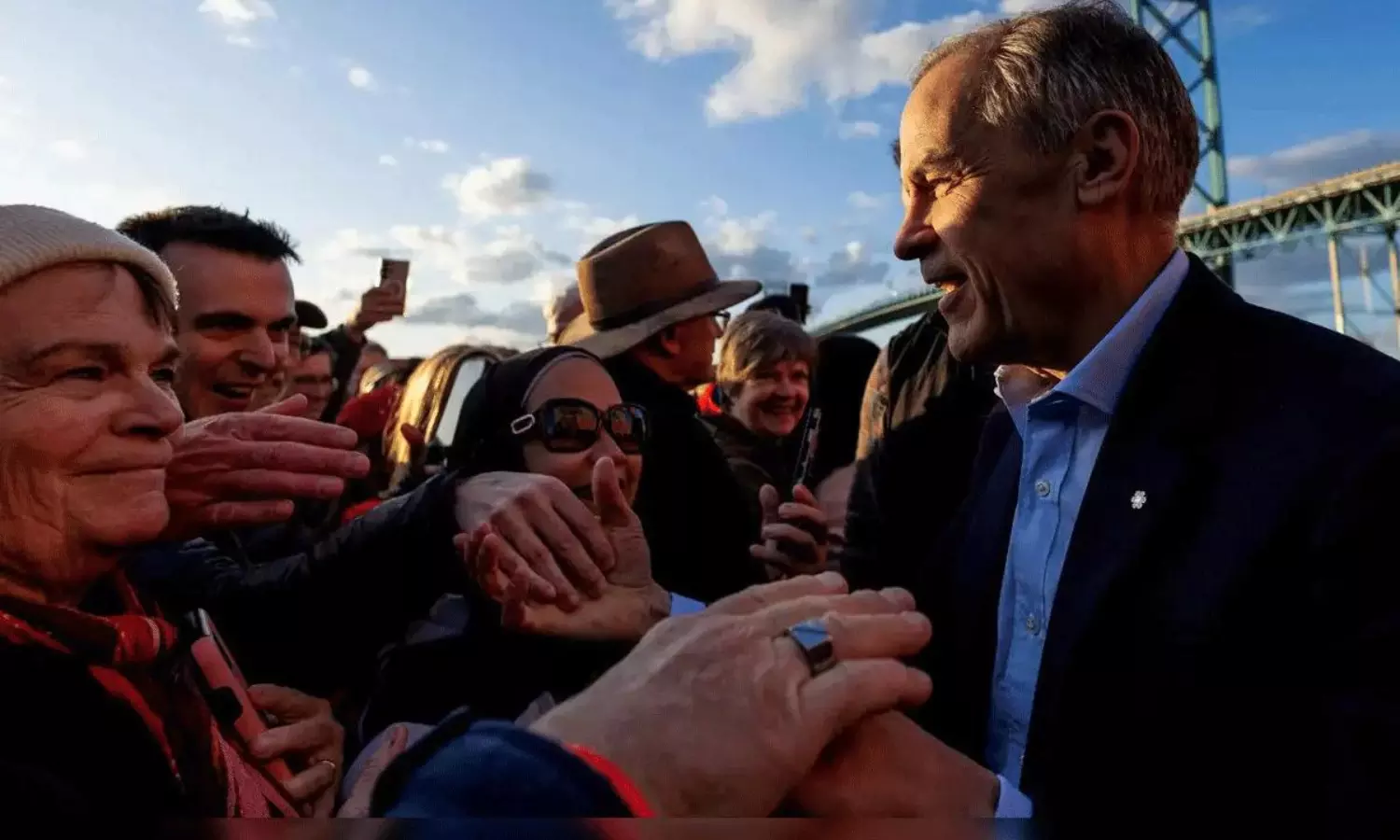 కెనడా ఎన్నికలు: అధిక్యంలో అధికార పార్టీ