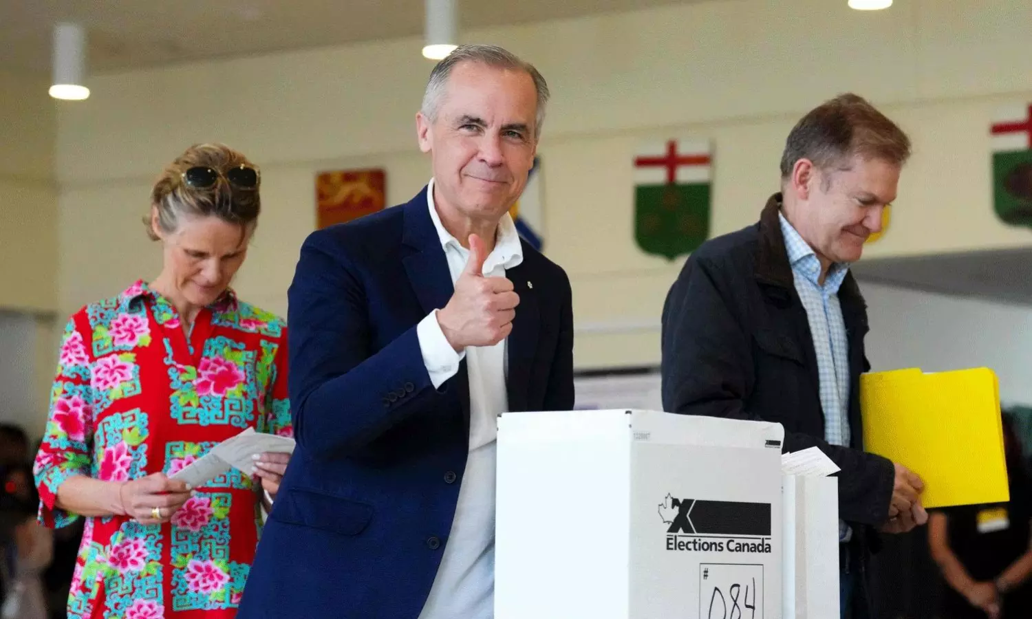 కెనడాకు కాబోయే ప్రధాని... ట్రంప్ పై అలా - భారత్ పై ఇలా! కెనడాకు కాబోయే ప్రధాని... ట్రంప్ పై అలా - భారత్ పై ఇలా!