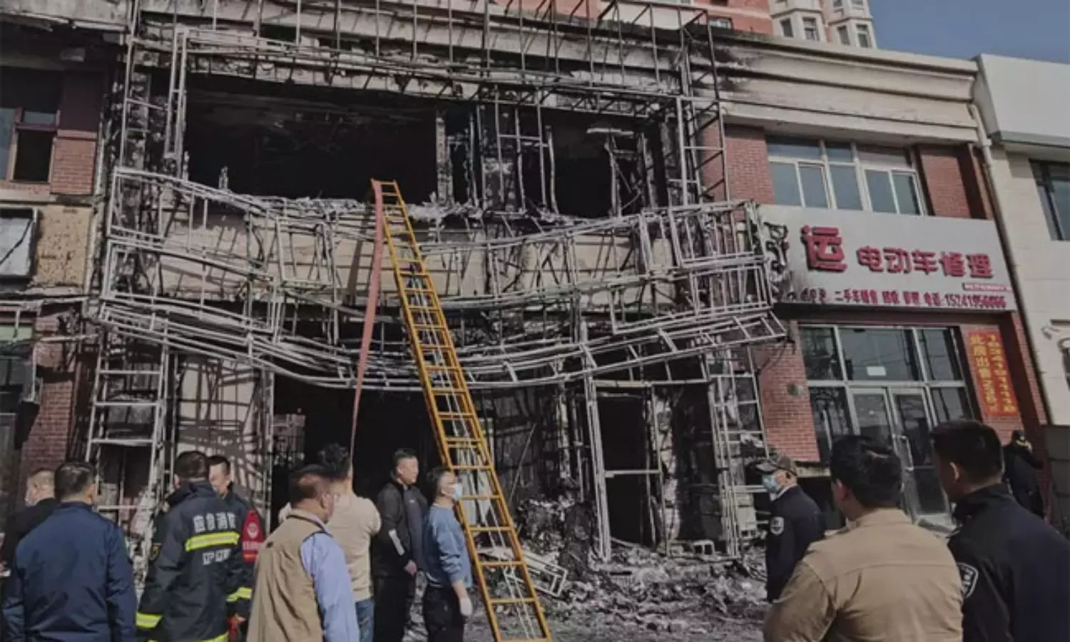 చైనాను వెంటాడిన అగ్గి.. రెస్టారెంట్ లో మంటలు.. 22 ప్రాణాలు బుగ్గి