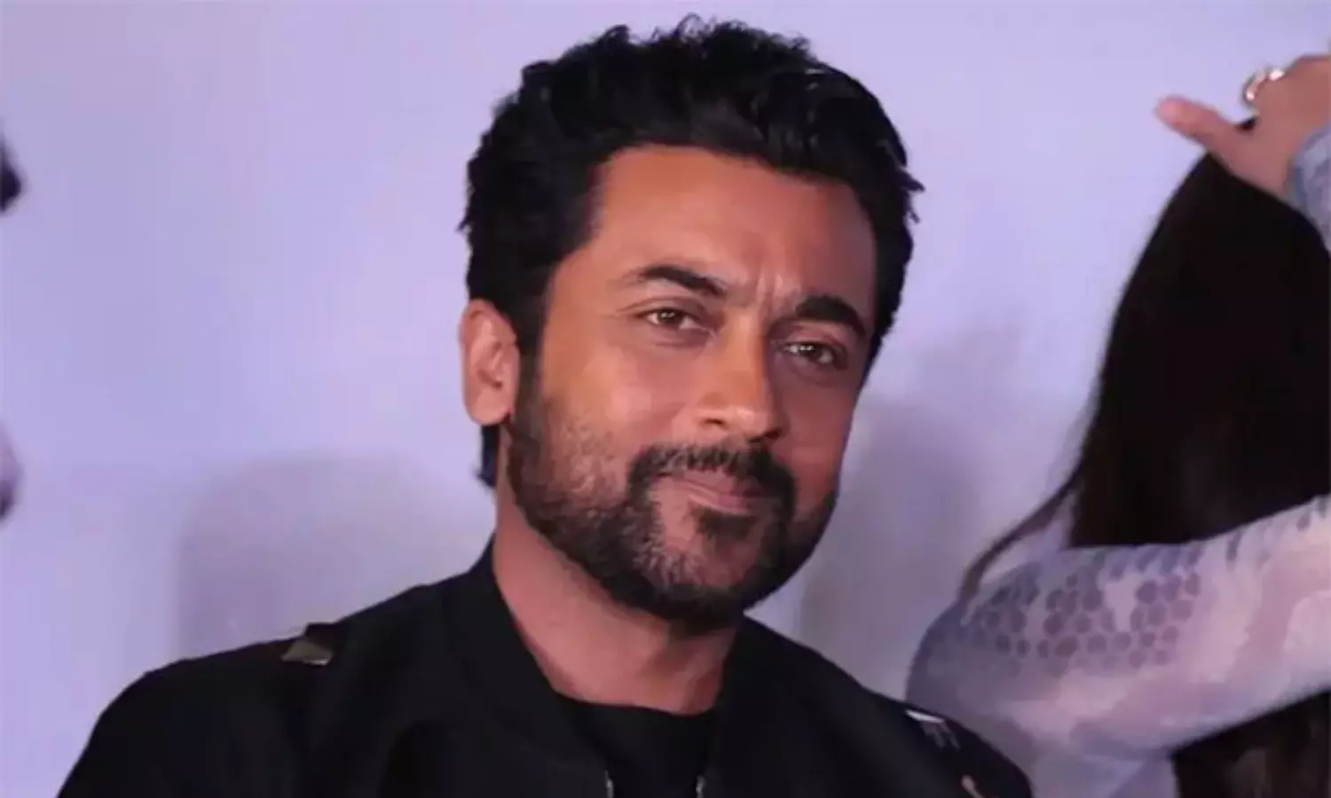 రాజమౌళి, త్రివిక్రమ్ లను నమ్మలేదు కానీ..? రాజమౌళి, త్రివిక్రమ్ లను నమ్మలేదు కానీ..?