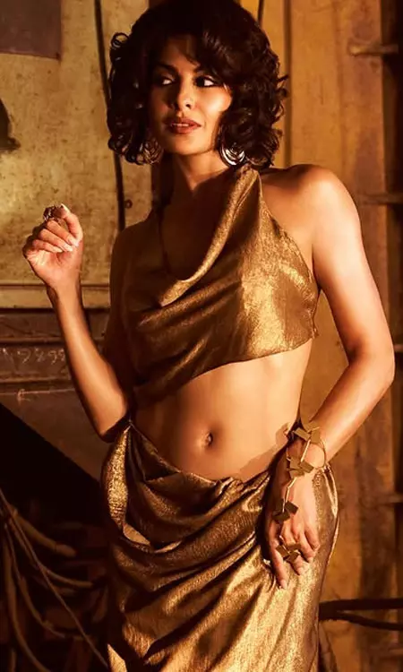 Jacqueline�s New Look Makes You Fall in Love