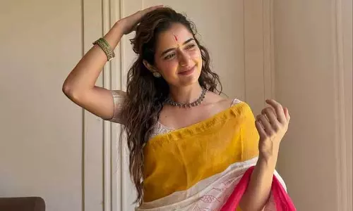 Ashika Ranganaths Divine Glow – Whats Behind That Saree Look?