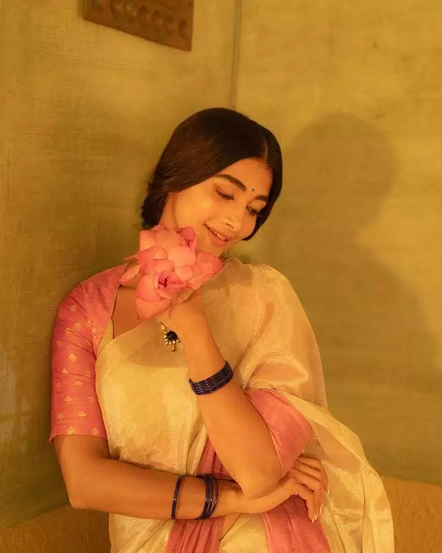 Pooja Hegde Turns Back Time in Retro Look