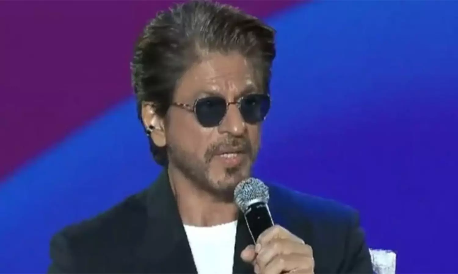 కింగ్ ఖాన్ కి ఆమే క్వీన్..!