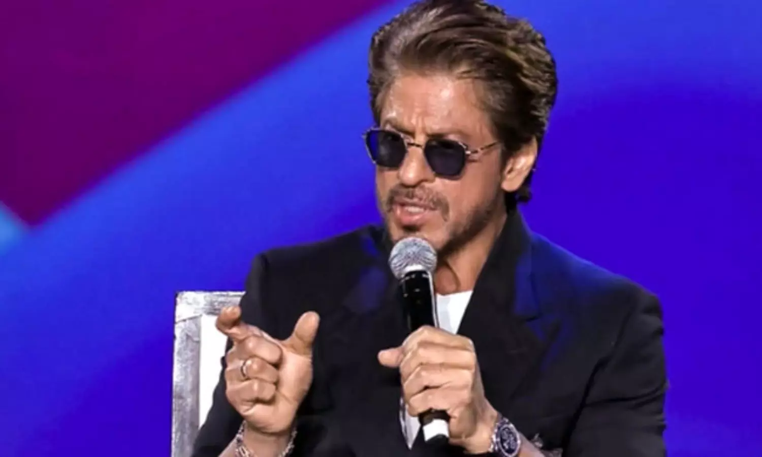 ఎక్కడి నుంచి వచ్చామనేది ముఖ్యం కాదు: కింగ్ ఖాన్ ఎక్కడి నుంచి వచ్చామనేది ముఖ్యం కాదు: కింగ్ ఖాన్