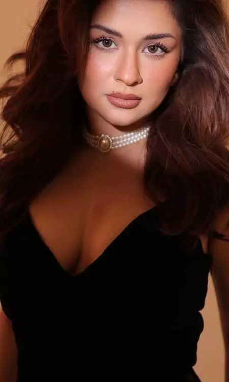 Avneet Kaur Sets the Internet on Fire with Her “Sweet. Salty. Spicy” Look!