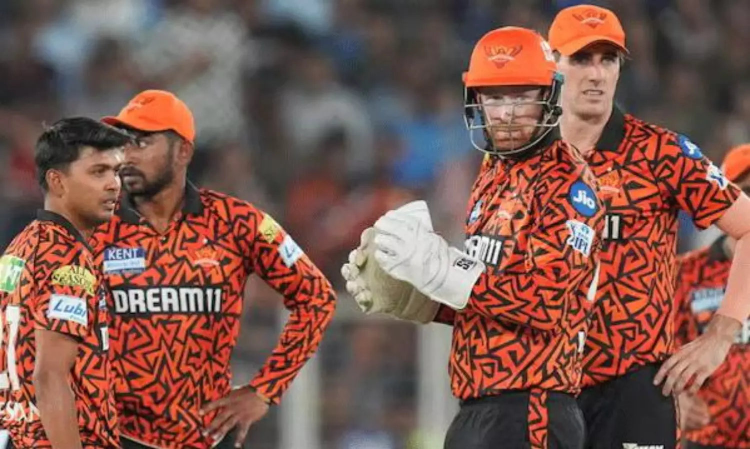 ఐపీఎల్ లో SRH ఫ్లాప్ షోతో కథ ముగిసింది.. కావ్య పాప కల చెదిరింది..