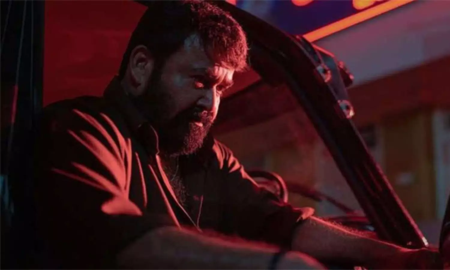 మోహ‌న్‌లాల్ టీమ్ బ్లండ‌ర్ మిస్టేక్