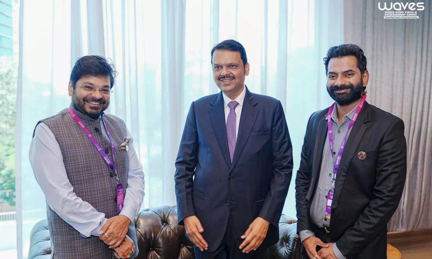 వరల్డ్‌ బిగ్గెస్ట్‌ స్క్రీన్‌కి మన యూవీ సిద్ధం