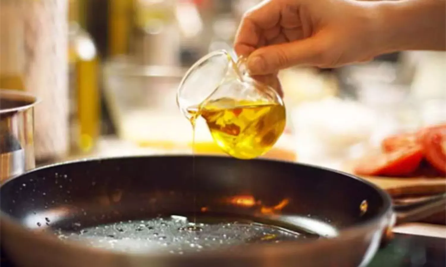 రోజులో మీరు తీసుకునే పుడ్ లో ఎంత నూనె అవసరం?