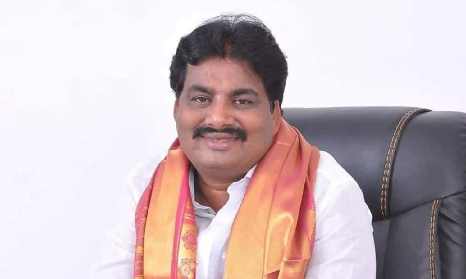 వైసీపీలో బిగ్ సౌండ్ నేత రాజకీయ సన్యాసం ?