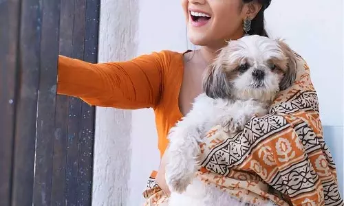 Deepthi Sunaina Looks Graceful in Her Latest Instagram Post Deepthi Sunaina Looks Graceful in Her Latest Instagram Post