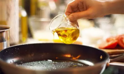 రోజులో మీరు తీసుకునే పుడ్ లో ఎంత నూనె అవసరం?