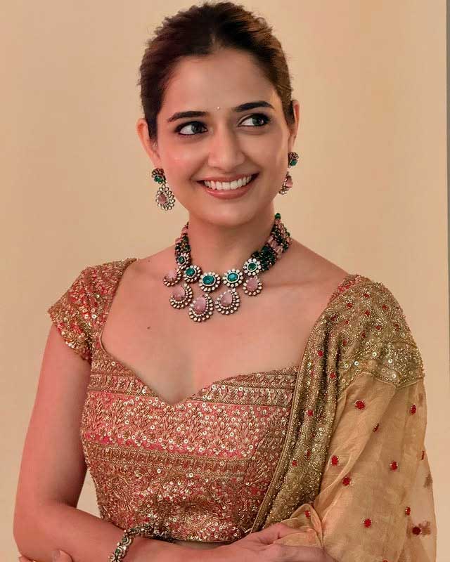 Ashika Ranganath Radiates Ethnic Grace Ashika Ranganath Radiates Ethnic Grace