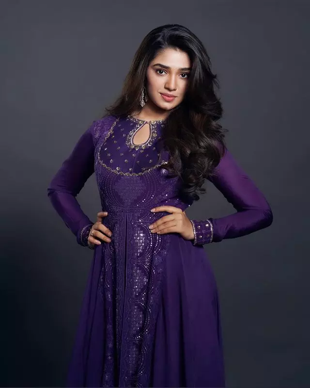 Krithi Shetty: Where Glamour Meets Simplicity Krithi Shetty: Where Glamour Meets Simplicity