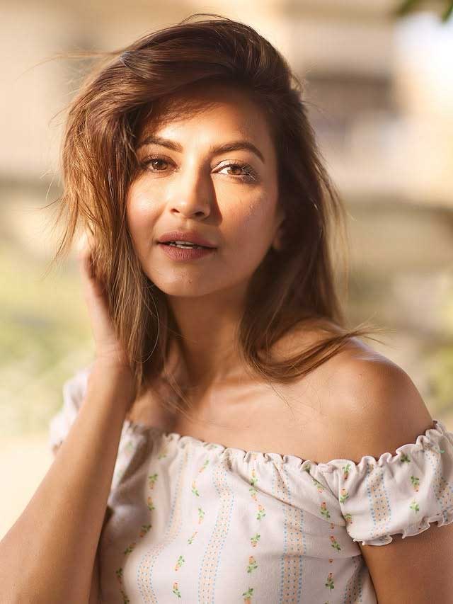 Kriti Kharbanda’s Floral Feels & Carefree Vibes Kriti Kharbanda’s Floral Feels & Carefree Vibes