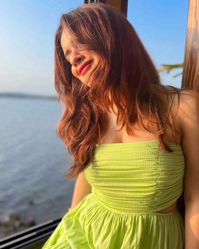 Is it the sun shining, or is it just Avneet Kaur?