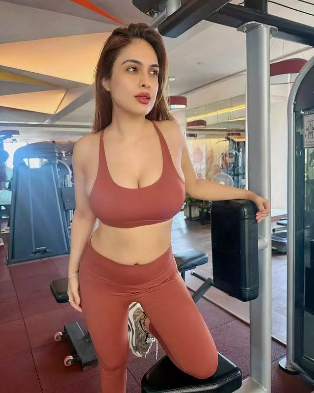 Neha Malik Turning Heads at the Gym!
