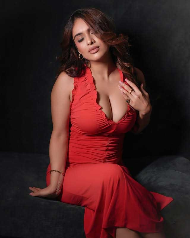 Neha Malik Turning Heads at the Gym! Neha Malik Turning Heads at the Gym!