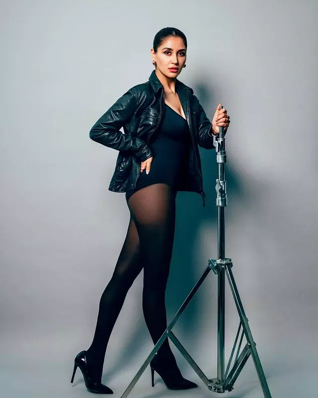 Ruhi Singh’s Fierce Look Is A Bold Message in Style