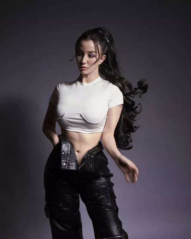 Giorgia Andriani Glam Shots Are Pure Eye Candy! Giorgia Andriani Glam Shots Are Pure Eye Candy!