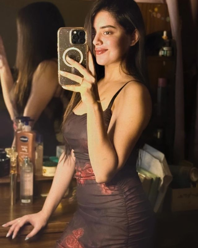 Kushita Kallapu nails the glamorous vibe effortlessly Kushita Kallapu nails the glamorous vibe effortlessly