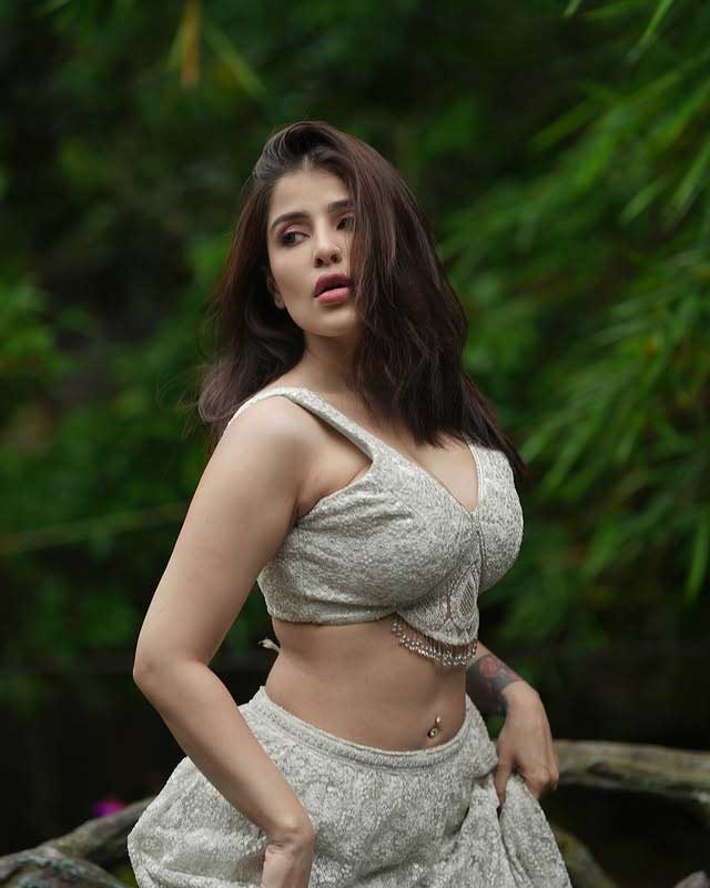 Edin Rose�s Spellbinding Instagram Moment