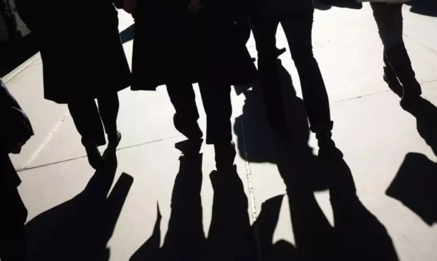 ప్రధాన న్యాయమూర్తి కంటే న్యాయమూర్తులే కుబేరులు! ప్రధాన న్యాయమూర్తి కంటే న్యాయమూర్తులే కుబేరులు!