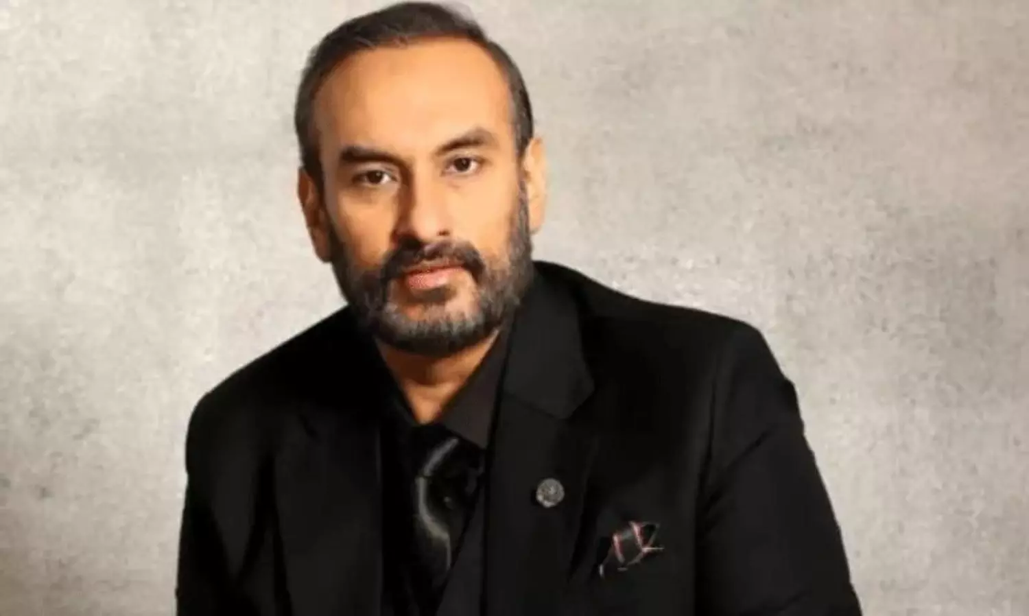 3000 కోట్ల ఫిలింసిటీకి భూమి పూజ.. బిజినెస్మేన్ షాక్లు! 3000 కోట్ల ఫిలింసిటీకి భూమి పూజ.. బిజినెస్మేన్ షాక్లు!