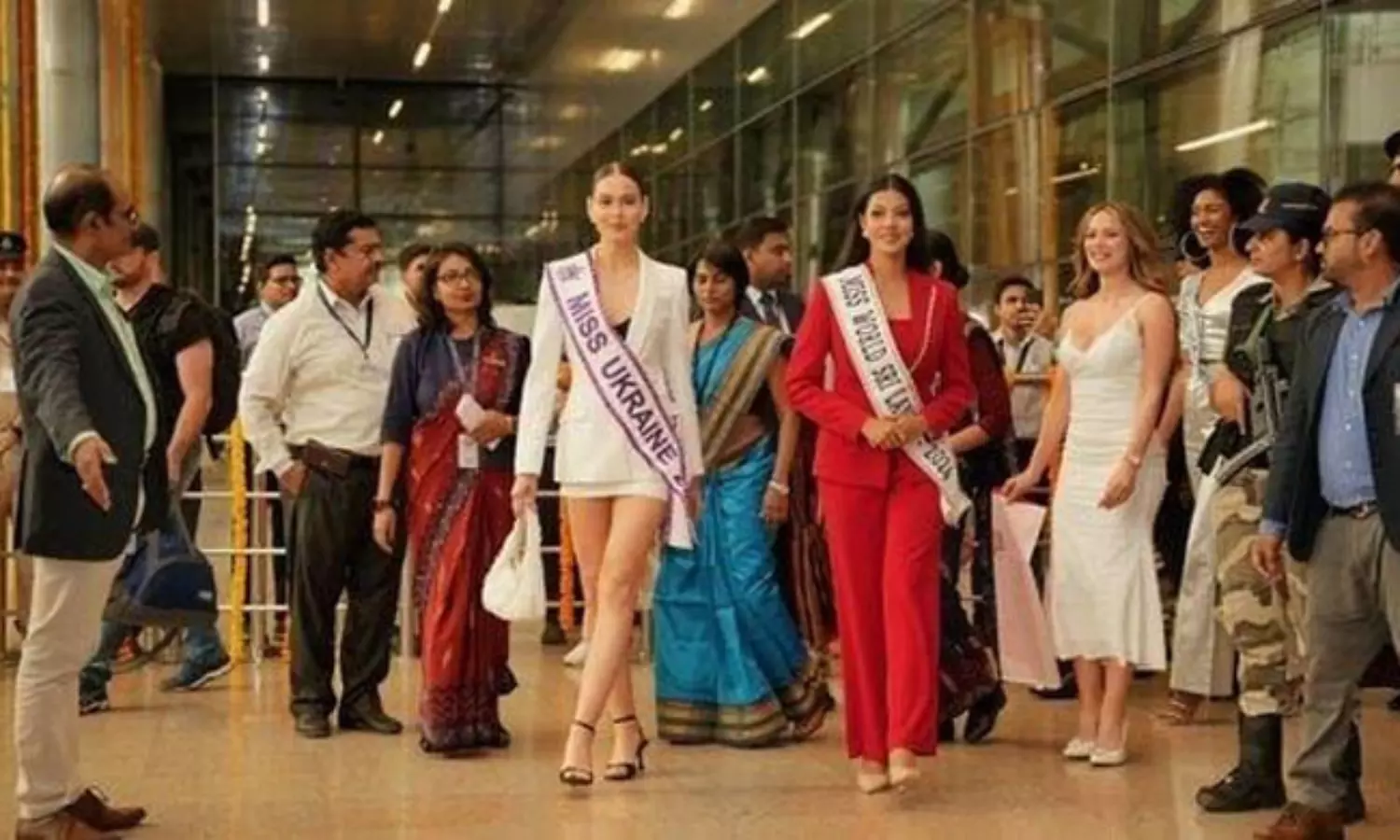 హైదరాబాద్ కు తరలివస్తున్న అందగత్తెలు! హైదరాబాద్ కు తరలివస్తున్న అందగత్తెలు!