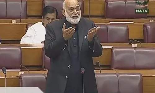 MP Tahir Iqbal Prays to Allah Amid Operation Sindoor