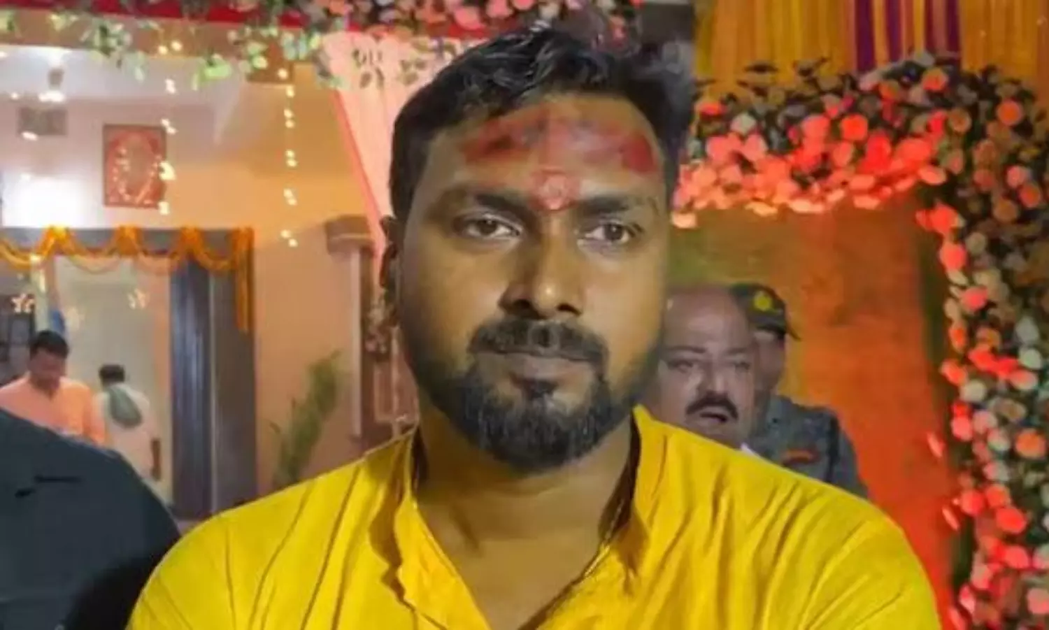 దేశం కోసం పెళ్లి వాయిదా వేసుకున్న వధువు దేశం కోసం పెళ్లి వాయిదా వేసుకున్న వధువు