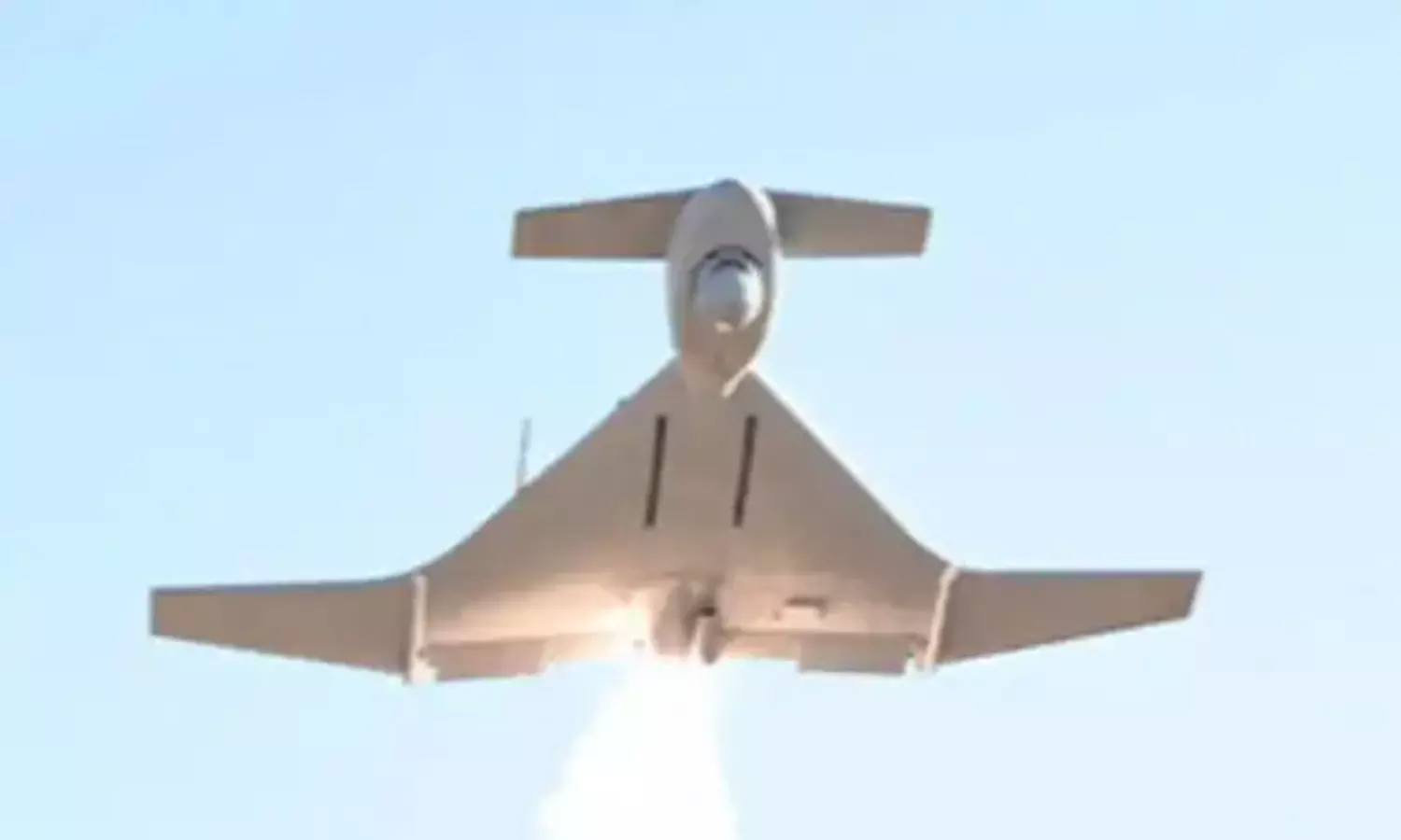 షాకింగ్ అప్ డెట్... 36 ప్రదేశాలు లక్ష్యంగా 400 పాకిస్థాన్ డ్రోన్లు! షాకింగ్ అప్ డెట్... 36 ప్రదేశాలు లక్ష్యంగా 400 పాకిస్థాన్ డ్రోన్లు!