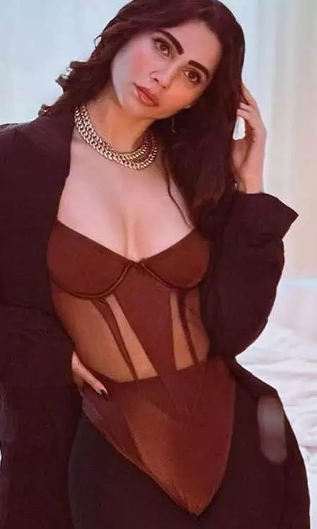 Zahrah S Khan Dress Is a Showstopper