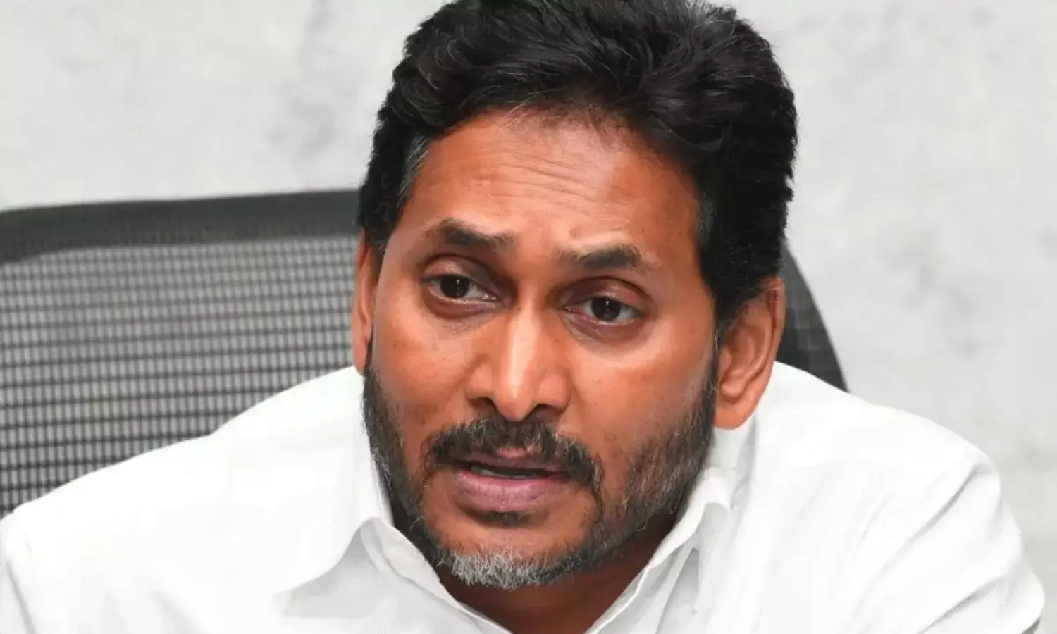 జగన్ గోదావరి చూపు ! జగన్ గోదావరి చూపు !