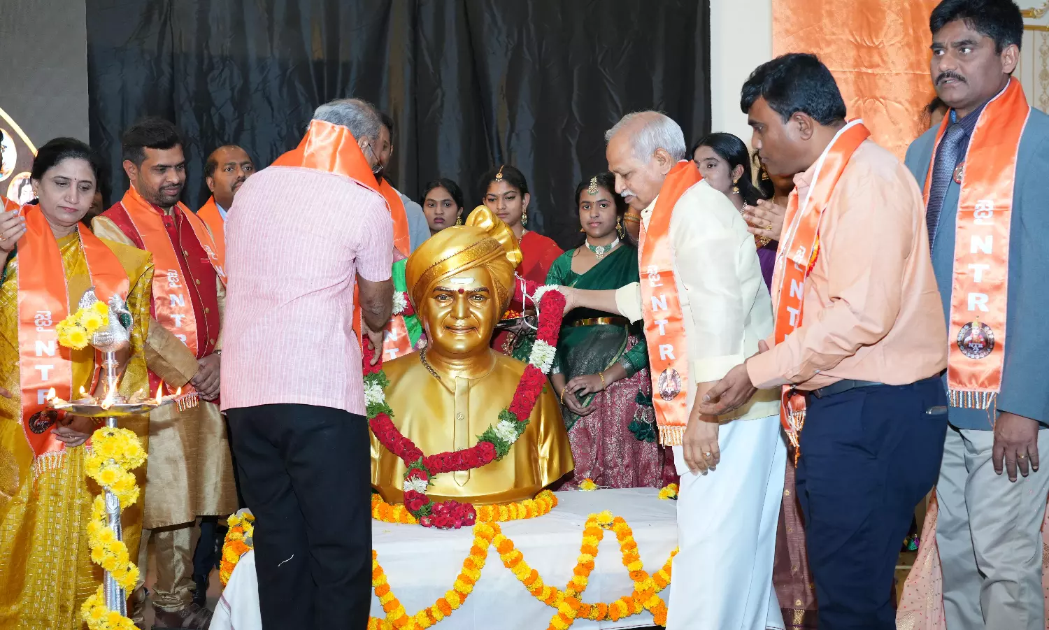 సౌదీలో ఎన్టీఆర్ సినీ వజ్రోత్సవ వేడుకలు సౌదీలో ఎన్టీఆర్ సినీ వజ్రోత్సవ వేడుకలు