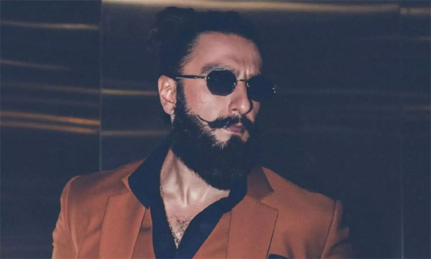 ఎవ‌రైనా మ‌మ్మ‌ల్ని ఇబ్బంది పెడితే.. ర‌ణ్‌వీర్ పోస్ట్ వైర‌ల్