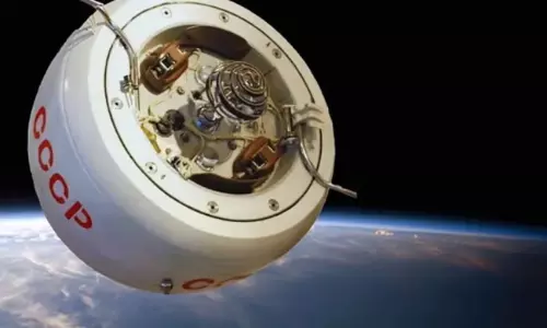 భూమిపైకి దూసుకొస్తున్న 500 కేజీల అంతరిక్ష నౌక