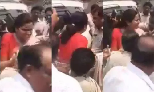 ఏపీ పోలీసులతో పోరాడిన విడదల రజినీ.. వైరల్ వీడియో