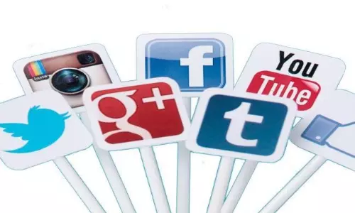 అంతా ‘సోషల్’ యుద్ధమే.. నిజానికి జరిగింది ఇదీ