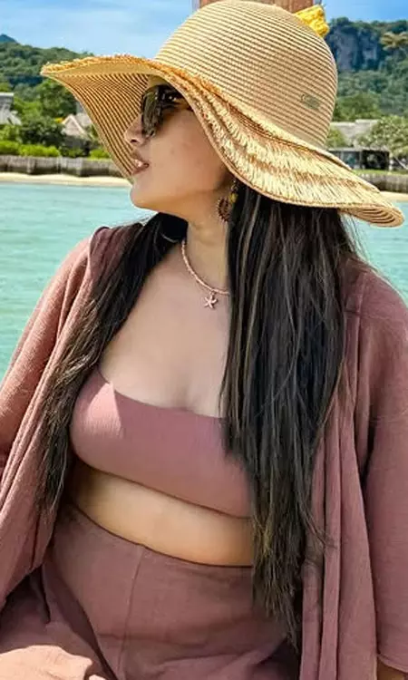 Sravanthi Chokarapu lights up Instagram