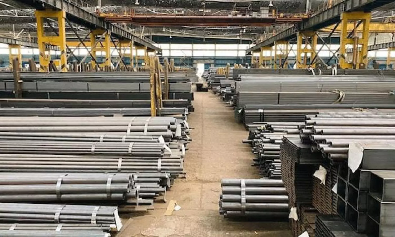 అమెరికాపై భారత్ భారీ టారిఫ్ లు.. ముదిరిన వాణిజ్య యుద్ధం అమెరికాపై భారత్ భారీ టారిఫ్ లు.. ముదిరిన వాణిజ్య యుద్ధం