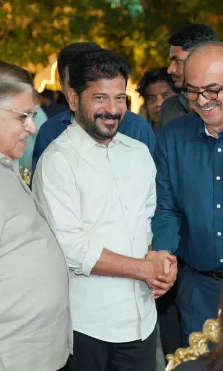 Film & Political Celebs Dinner With Miss World Contestants