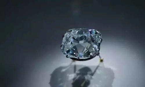 23 క్యారెట్ల అద్భుతం.. చరిత్రలో అరుదైన రత్నం..గోల్కొండ బ్లూ డైమండ్ వేలం రద్దు