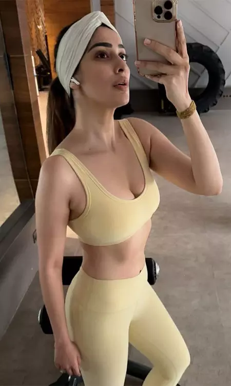 Hot Like Coffee, Strong Like Steel: Raai Laxmi’s Gym Glow-Up Moment!