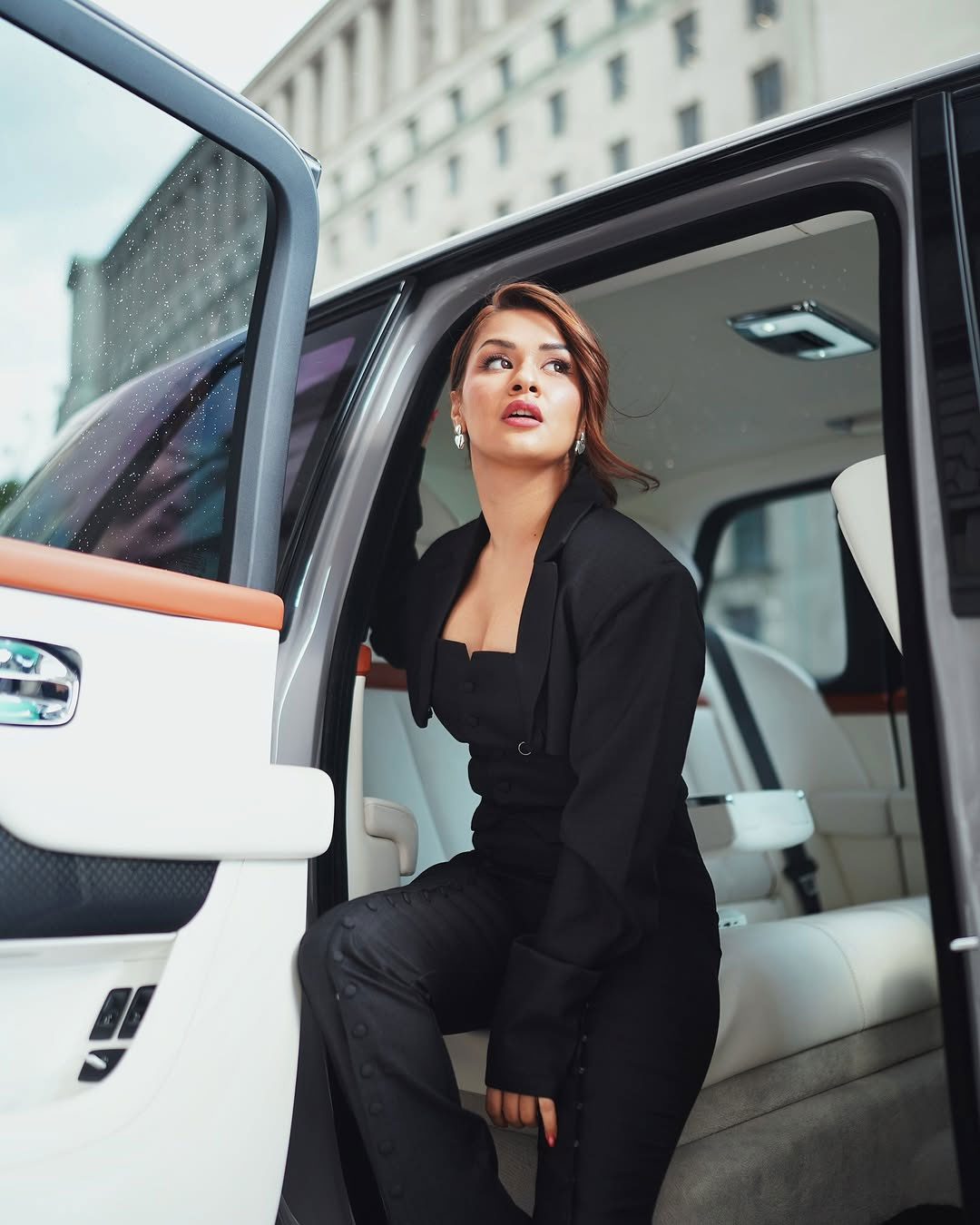 Avneet Kaur Turns Heads in London