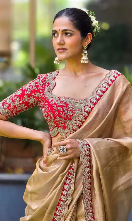 Simran Choudhary shines with classic charm