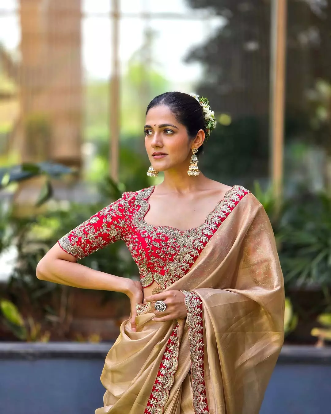 Simran Choudhary shines with classic charm