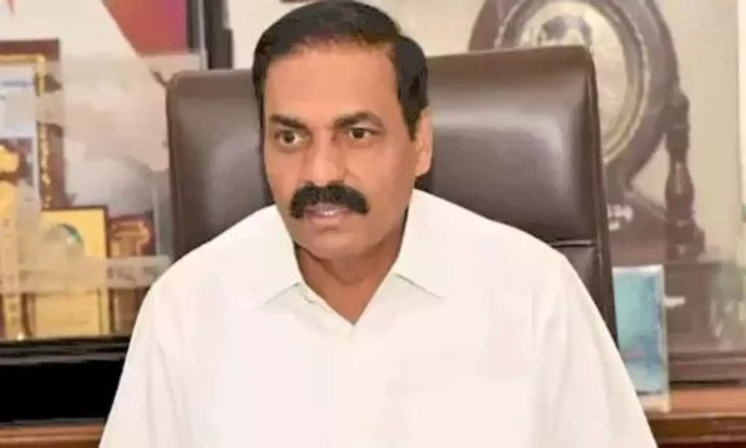 కాకాణి అరెస్టు తప్పదా? మాజీ మంత్రి ముందున్నఆప్షన్లు ఏంటి?